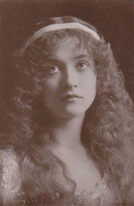 Maude Fealy 198b pc Rotary 1904