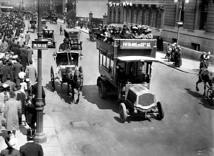 Fifth Avenue 51st Street 1913