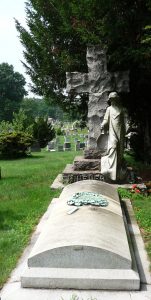 Heuer family Slocum victim Evergreens cemetery