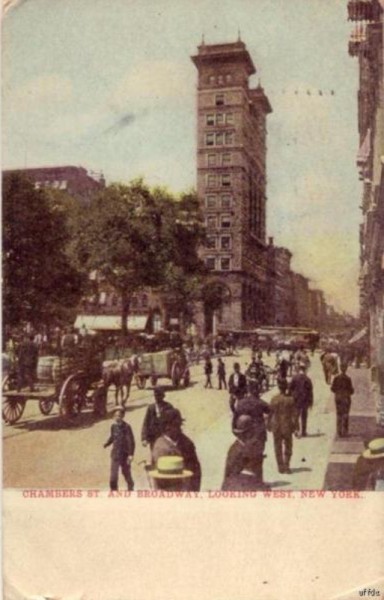 pc Chambers St Broadway looking west