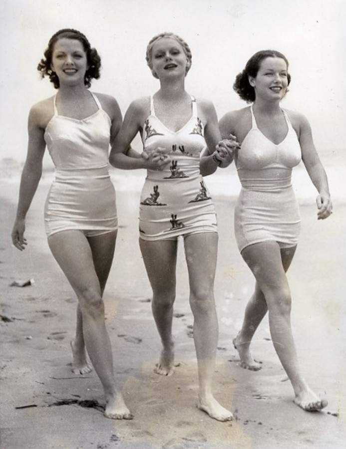 Classic Hollywood #21 - Carol Hughes, Marie Wilson and June Travis