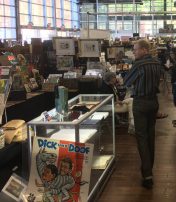 photo image Brooklyn Antiquarian book fair main floor