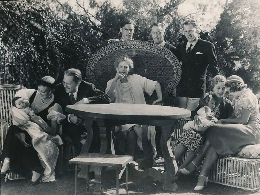 Classic Hollywood #69 - The Barrymore Family