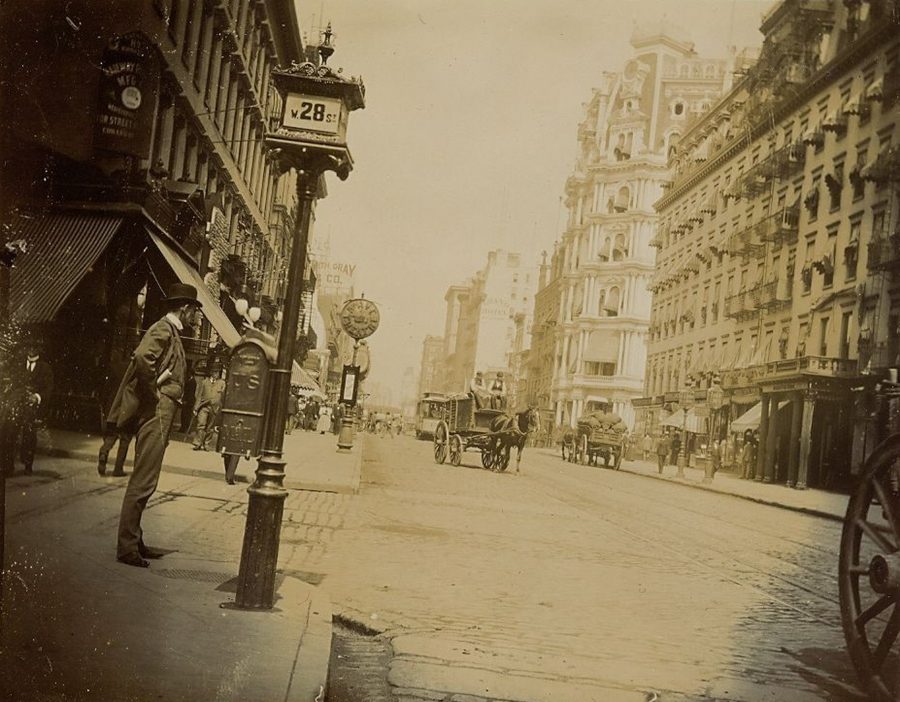 28th St Broadway street level scene Gilsey House 1896